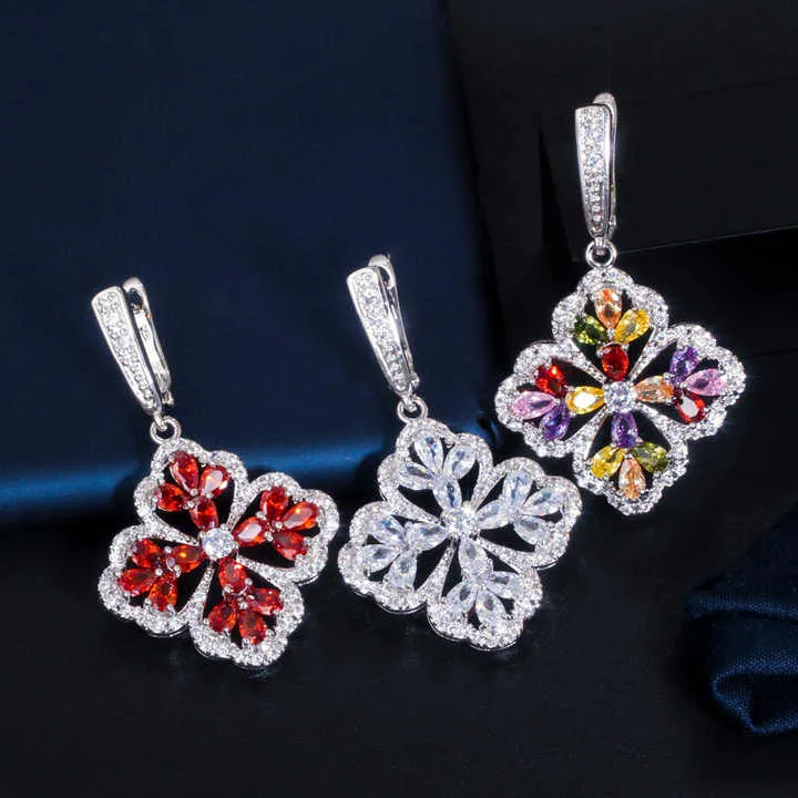 أقراط طويلة متدلية من الزركونLong Zircon Dangle Earrings