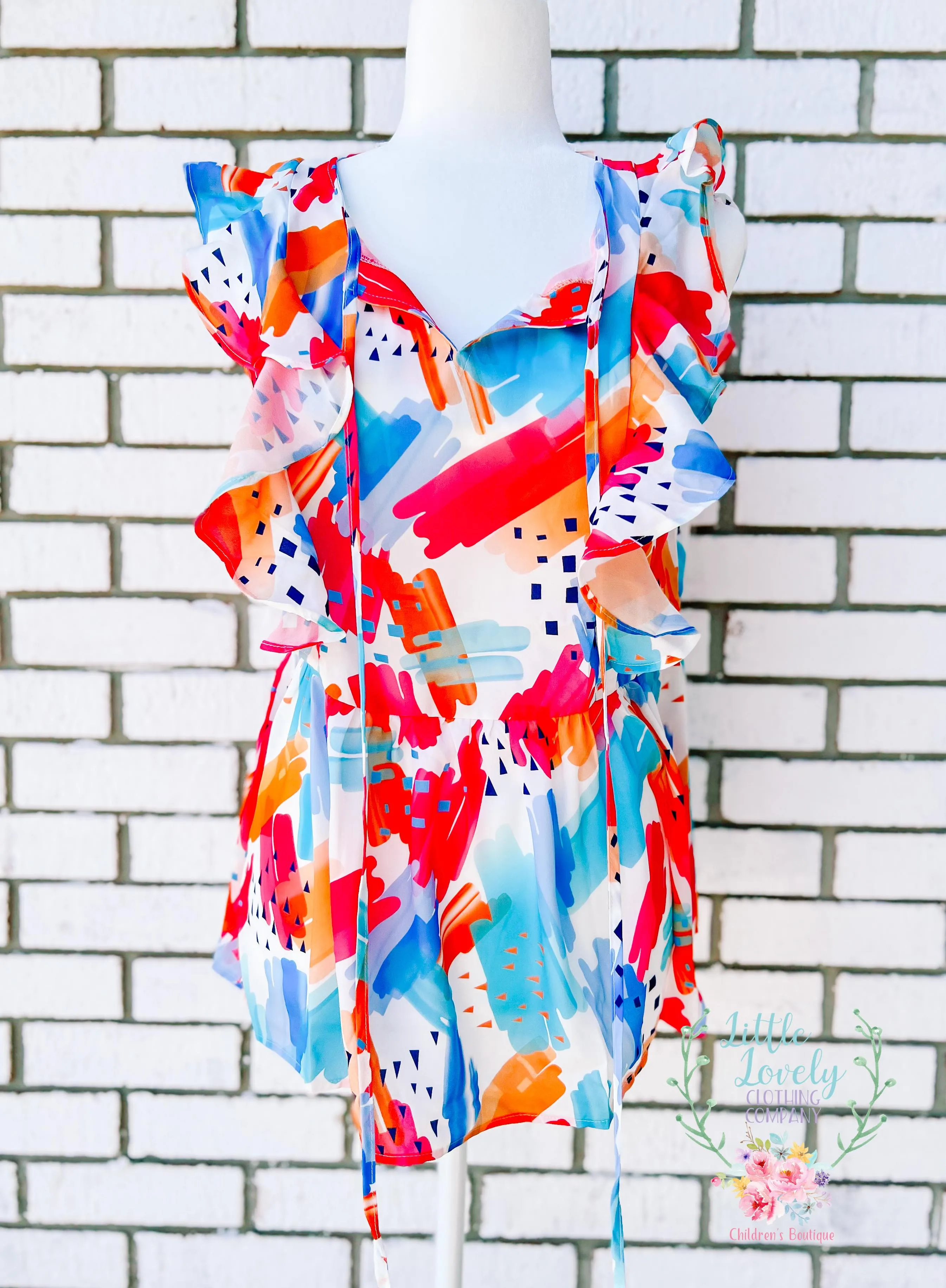Ava Abstract Top
